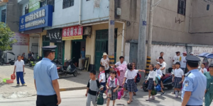 礼泉县公安局缉毒大队：为群众办实事，勤务护学保平安