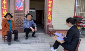 石泉法官：锲而不舍追欠款  情暖八旬老人心