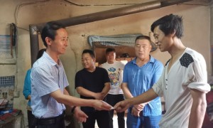 黄龙县圪台乡：走访慰问老党员，浓浓关怀暖人心
