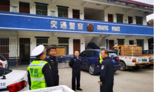 柞水县公安局交通管理大队：强化路面管控，保障交通安全