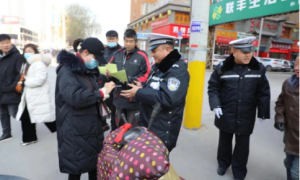 绥德县公安局交通管理大队：“两严双促”冬季严打  维护社会和谐稳定