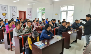 佛坪县西岔河镇开展林业实用技术培训