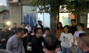 紫阳法院： 捐款奉献爱心  情系困难干警家属