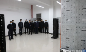 渭南职业技术学院领导深入基建工地调研指导工作