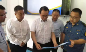 咸阳市交通运输局局长邢步宜一行赴泾阳县调研重点道路建设情况