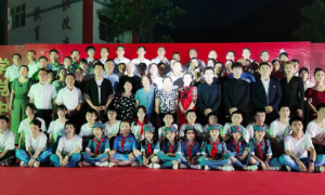 宁强县巨亭镇：庆“七一”文艺汇演，敬百年向党献礼