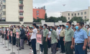 武功：弘扬拥军优良传统 增强军人军属的荣誉感