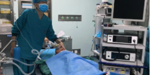眉县人民医院成功取出2岁半患儿体内留置输尿管支架管