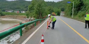 石泉县交通运输局：加快灾后恢复重建，确保道路安全畅通
