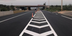 咸阳市公路局大力推进干线公路安全防护专项工程